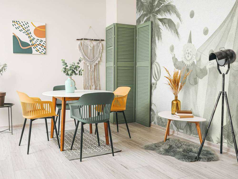 Glade sirkusdyr i grønt