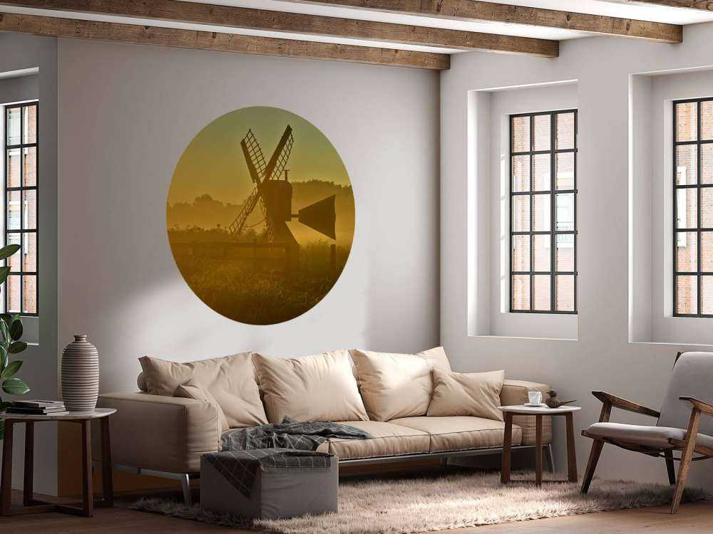 Äng mala på soluppgång