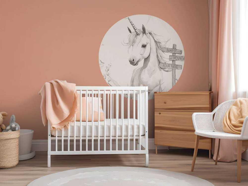 Baby-enhjørning med planter beige