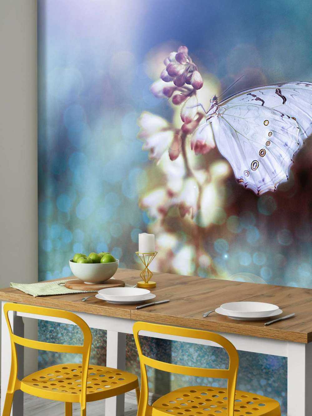 Sommerfugl på blomst