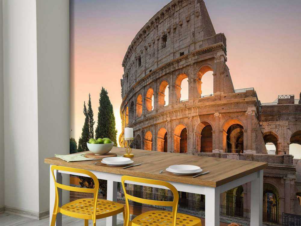 Colosseum ved solopgang