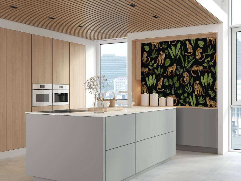 Leopardmønster på svart tapet