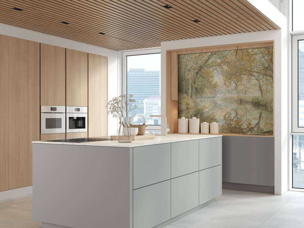 Kanal gjennom skogdekket