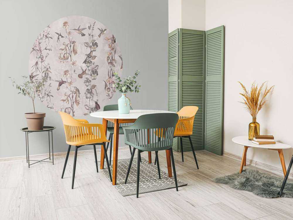 Vädd och trädgårdsblommor ljusgul