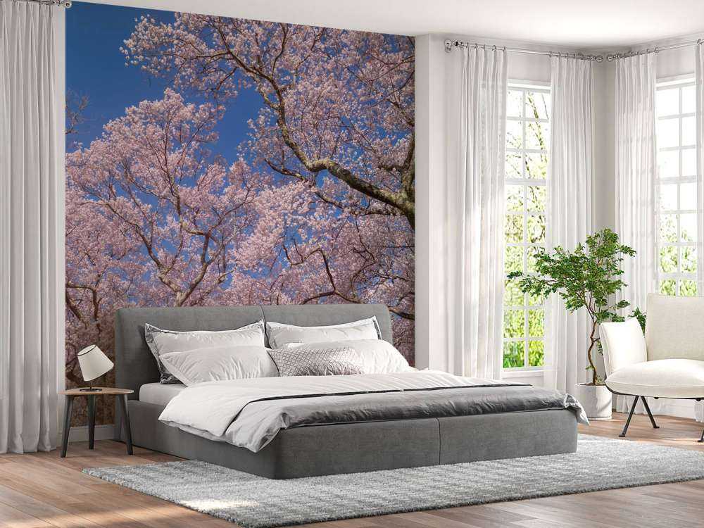 Blommor med blå himmel