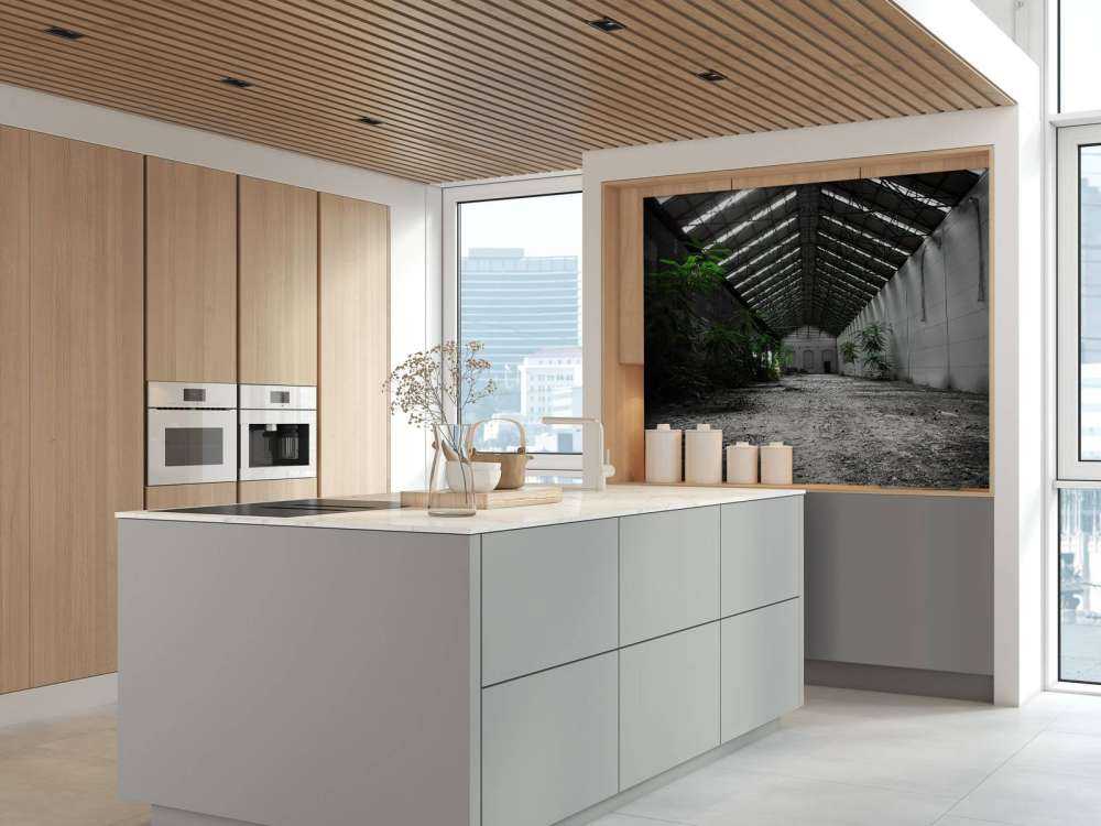 Industrihal med planter