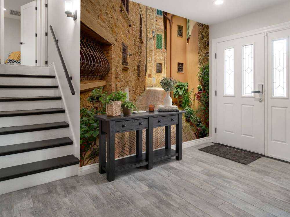 Gade med planter og blomster