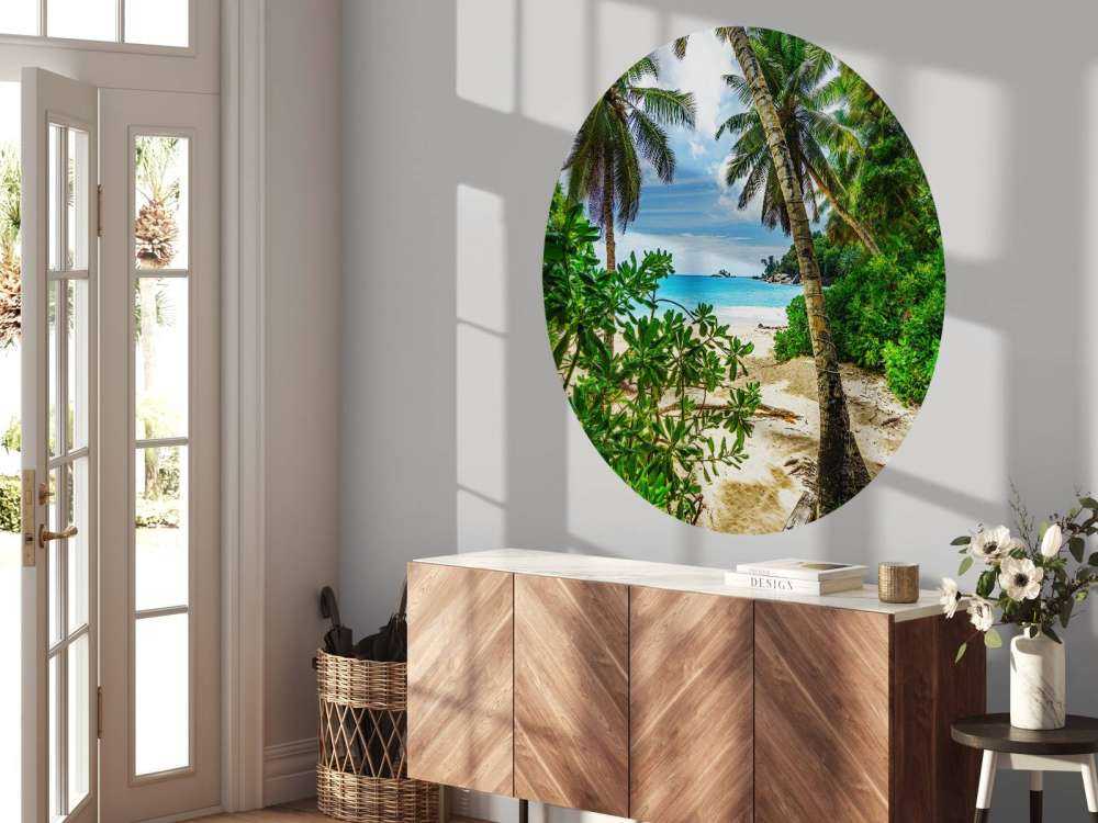 Strand mellem palmerne