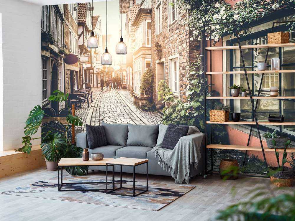 Solnedgang i en gammel gade