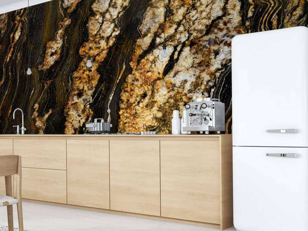 Mörk marmor med guldstruktur