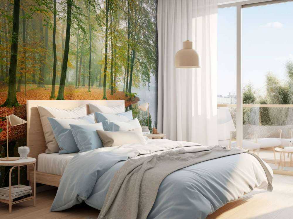 Trädens reflektion i en damm