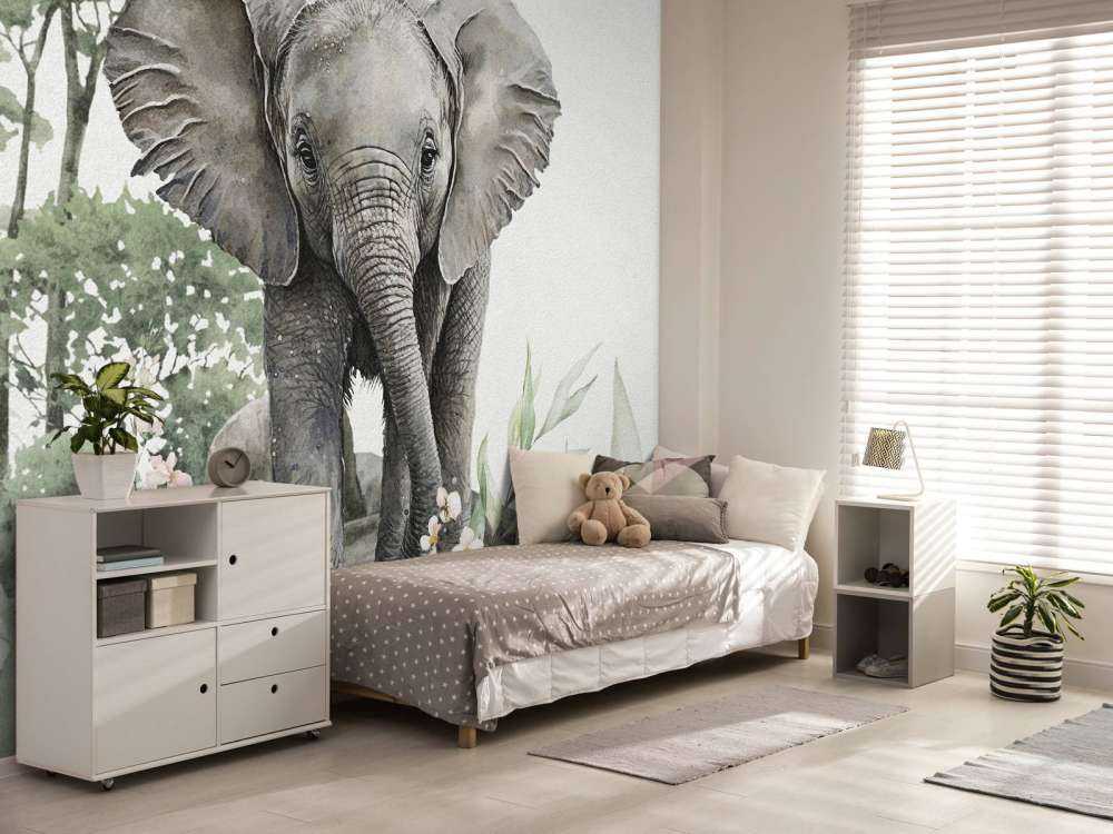 Elefant i djungeln