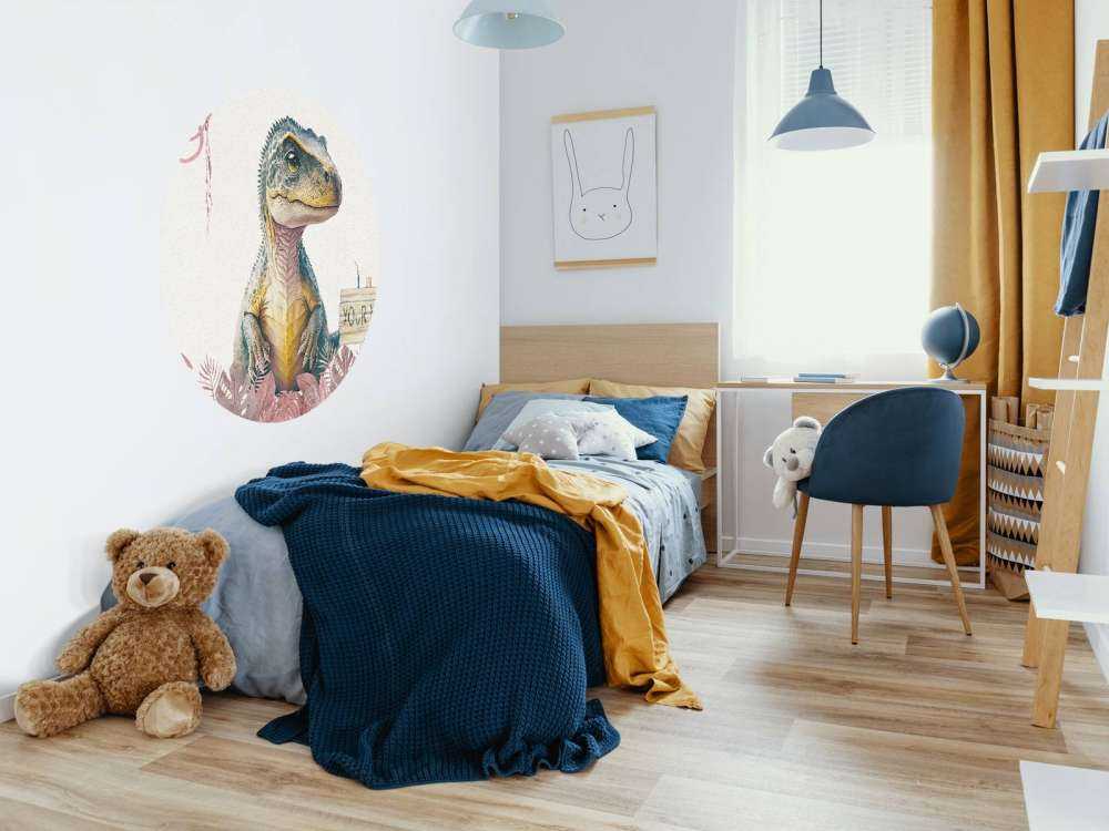 Baby t-rex i den rosa djungeln