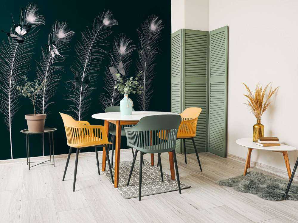 Fjärilar på påfågelfjädrar