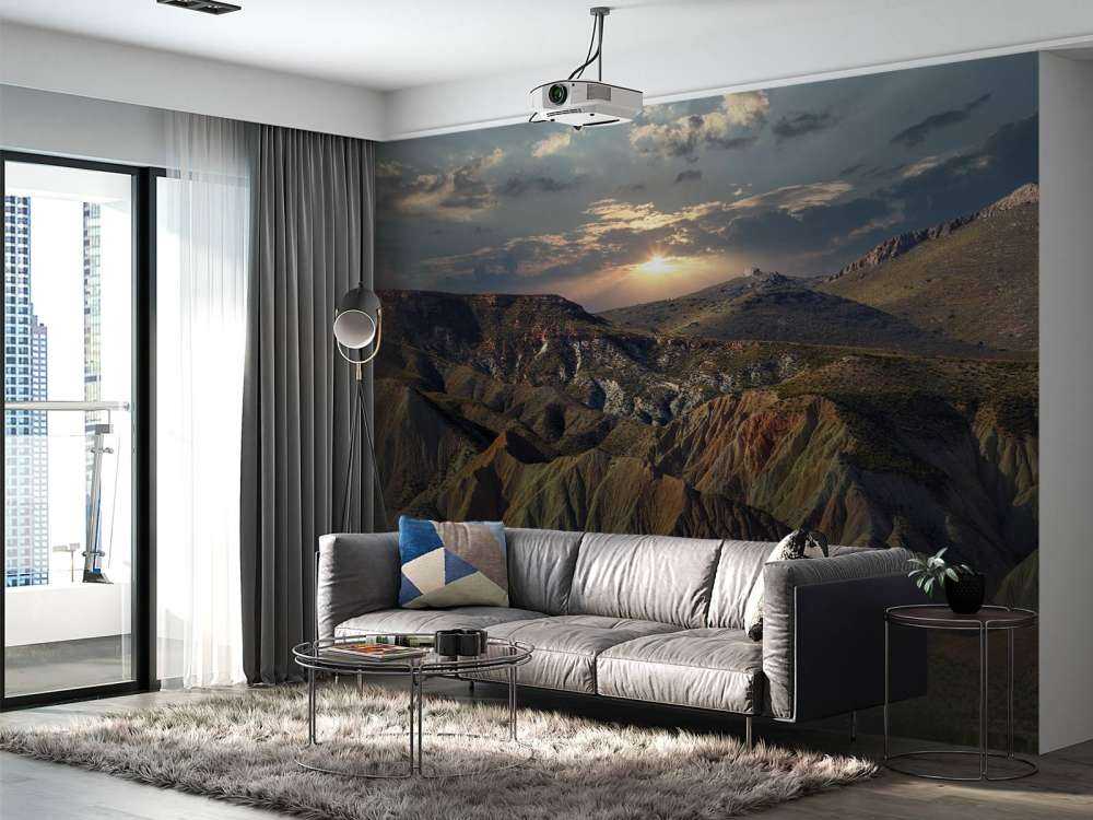 Solnedgang i bjergene