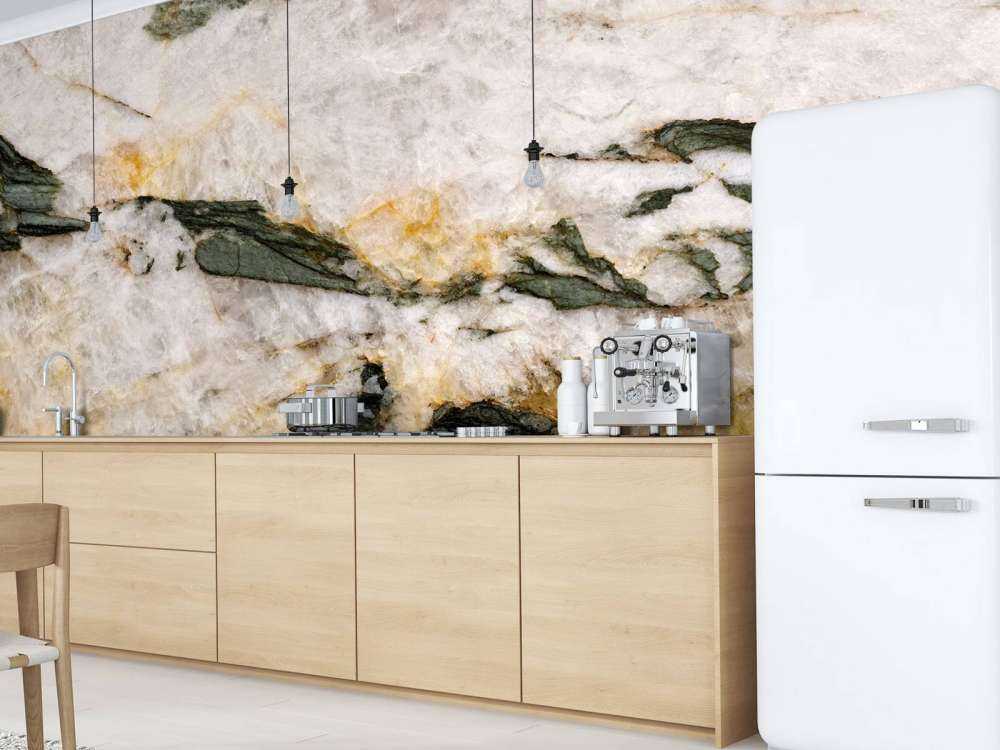 Hvid marmor med grønne elementer