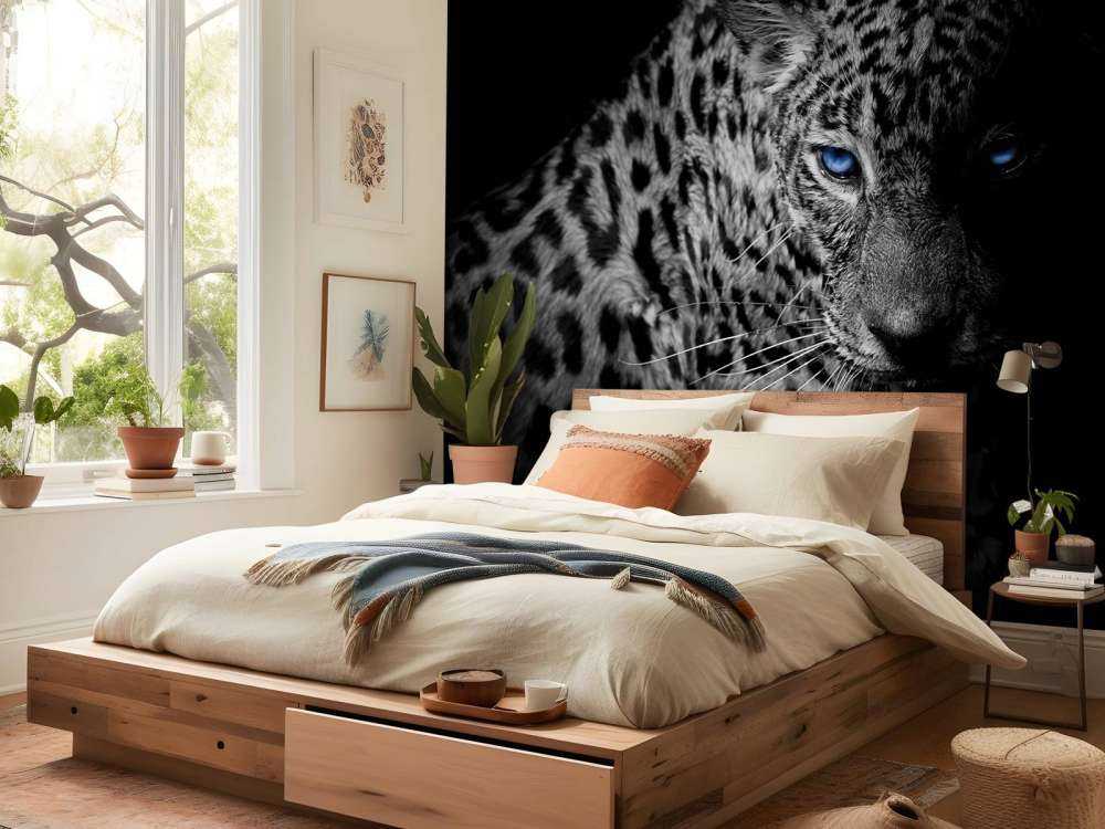 Leopard på svart tapet