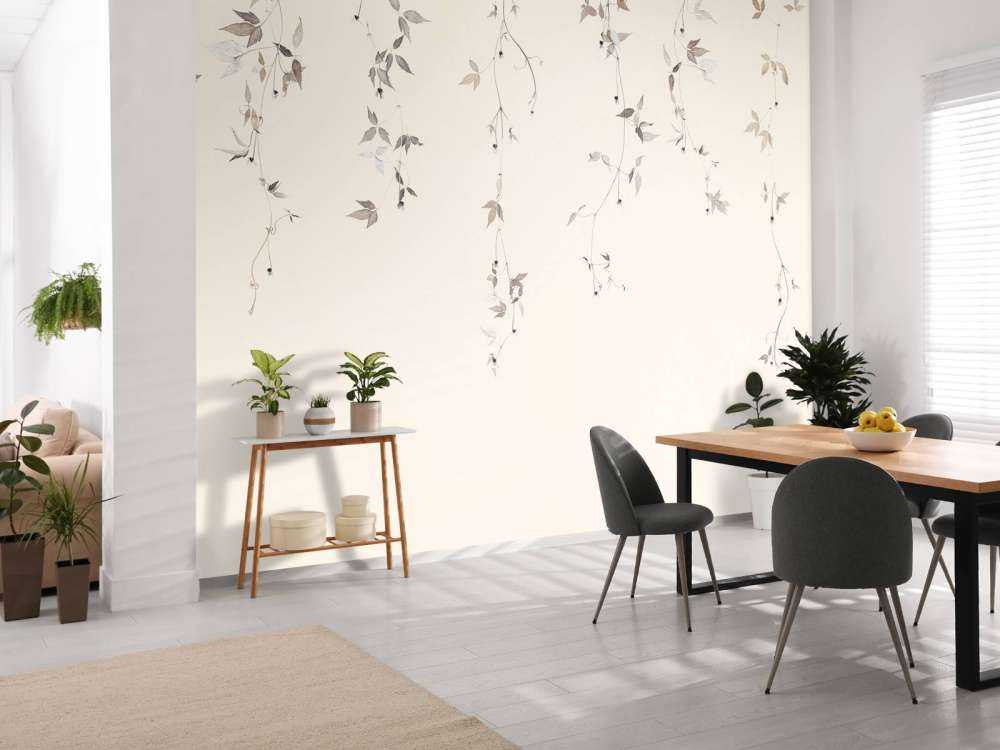 Lett klematis ranker med blomster