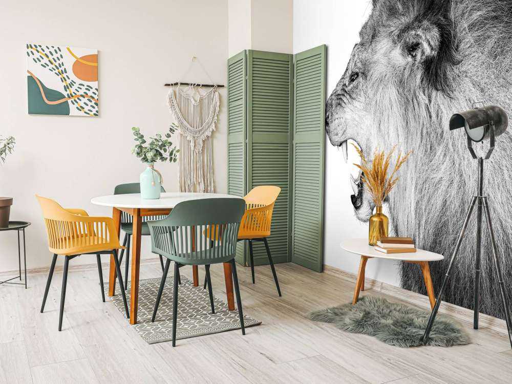 Brølende løve hvit