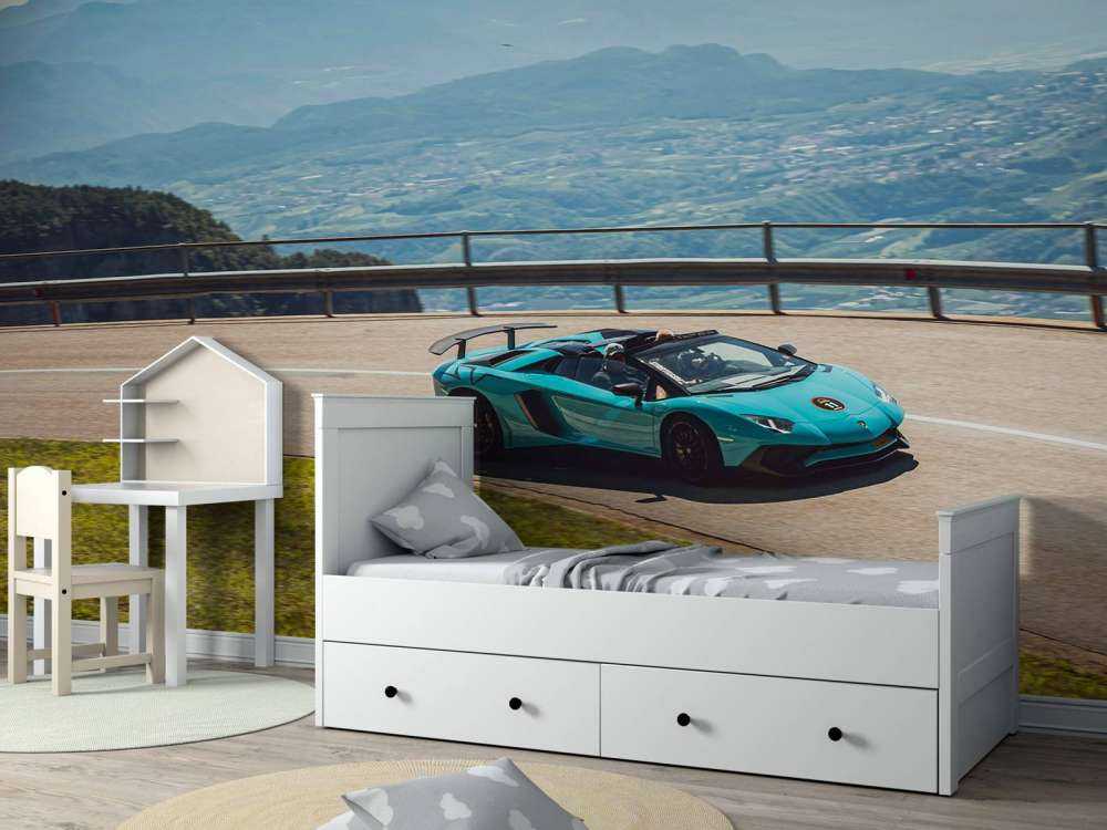 Alpenritt med luksus sportsbil