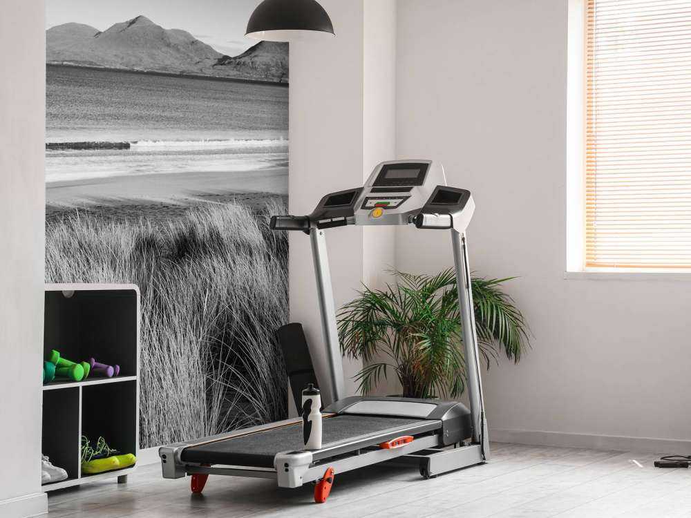 Marram græs, strand og bjerge