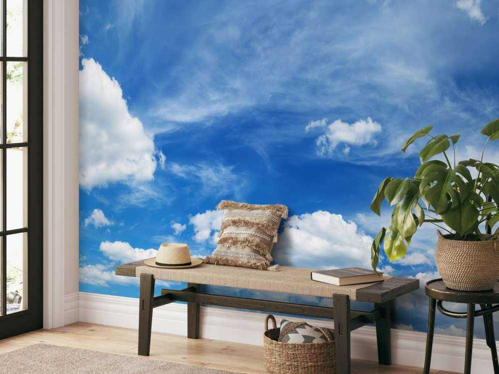 Blå himmel med skyer