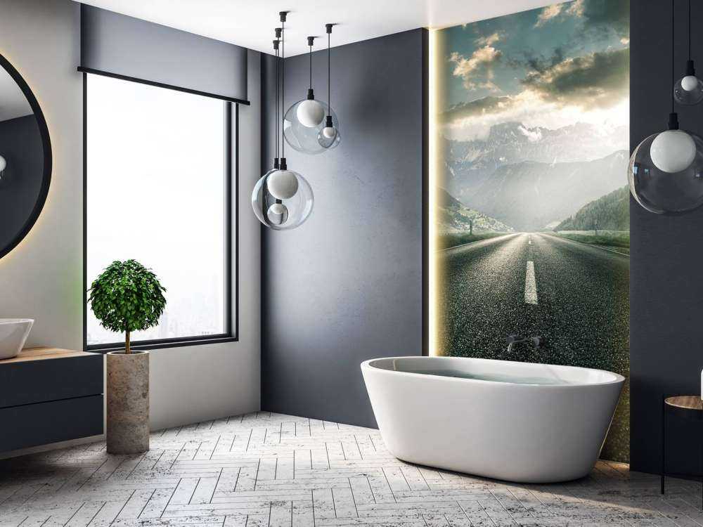 Vej i bjergrigt landskab