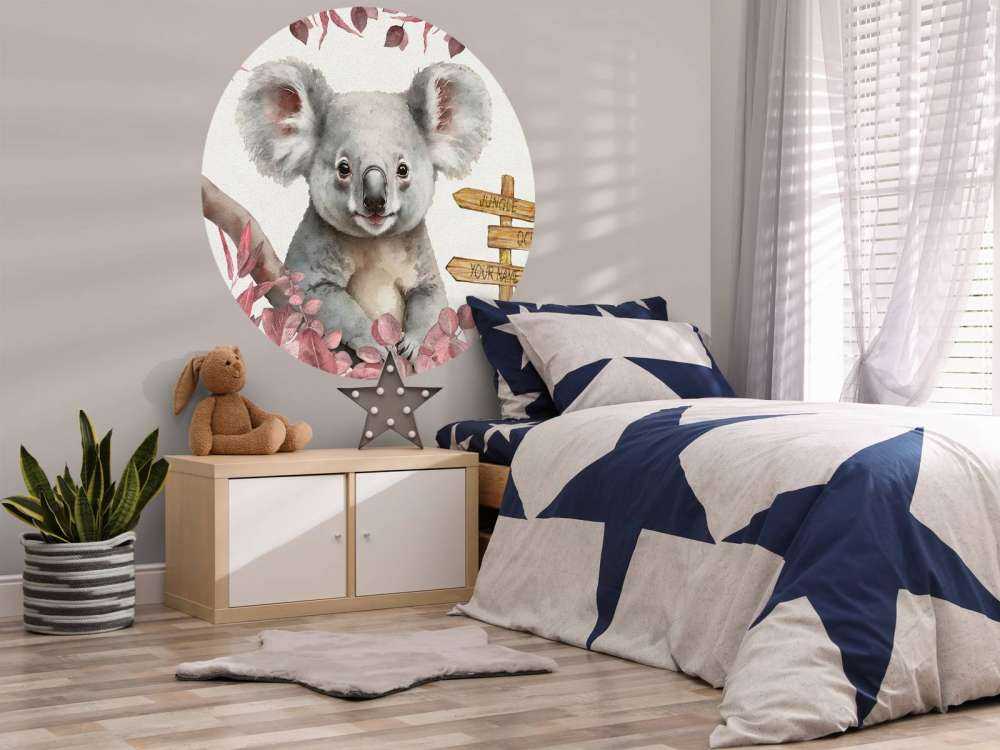 Baby koala i junglen lyserød