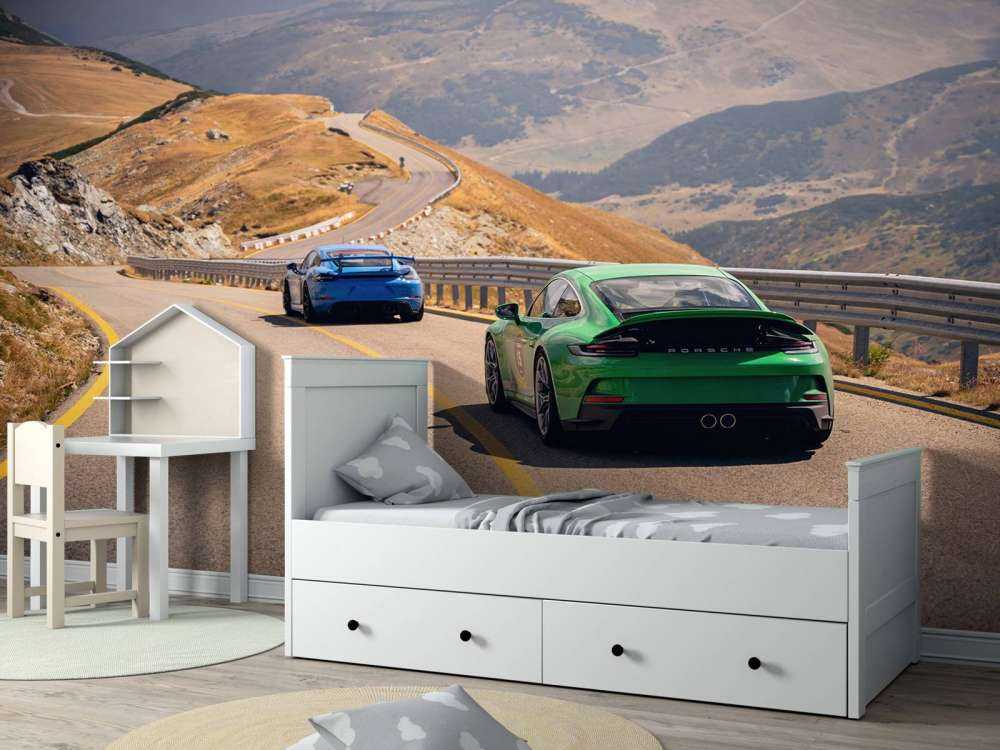 Slingrende rute gennem bjergene