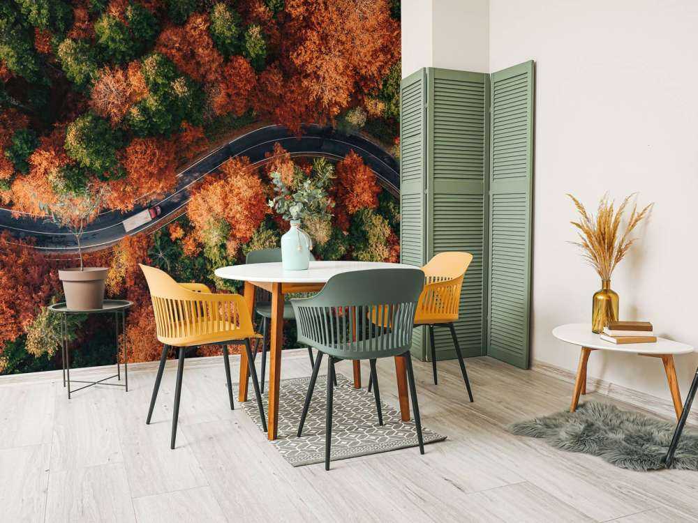 Slingrig väg med lastbil