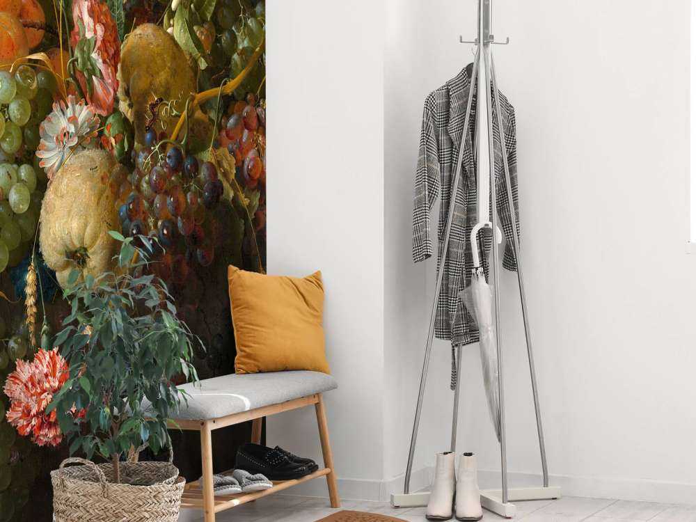 Krans af frugter med et par blomster