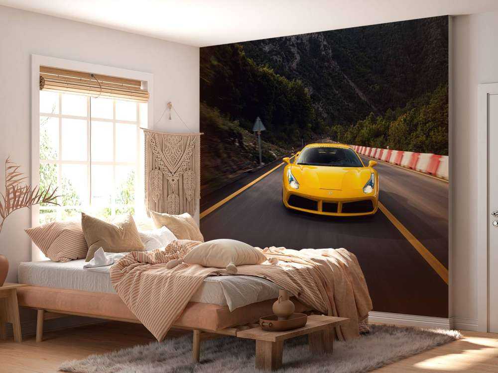 Hastighet genom gröna bergspass