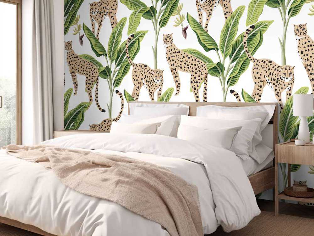 Gepard blant trærne