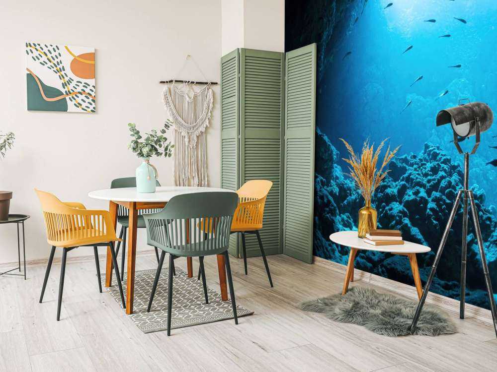 Ubåtgrotte med fisk