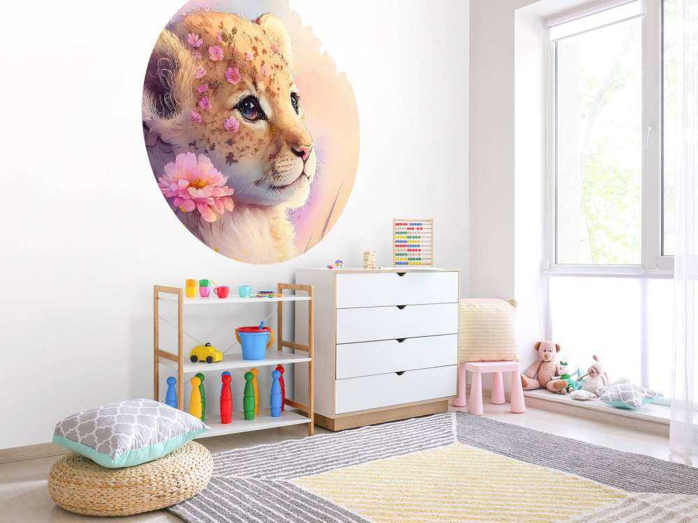 Drømmende valp mellom blomstene