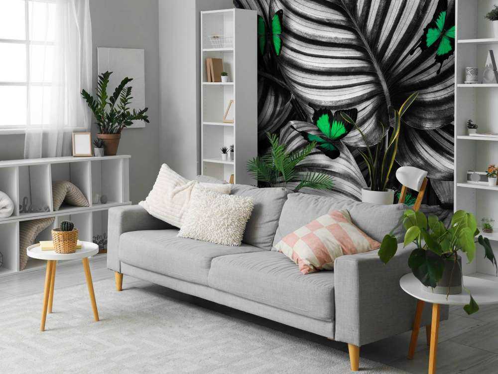 Sommerfugler på stripete blader