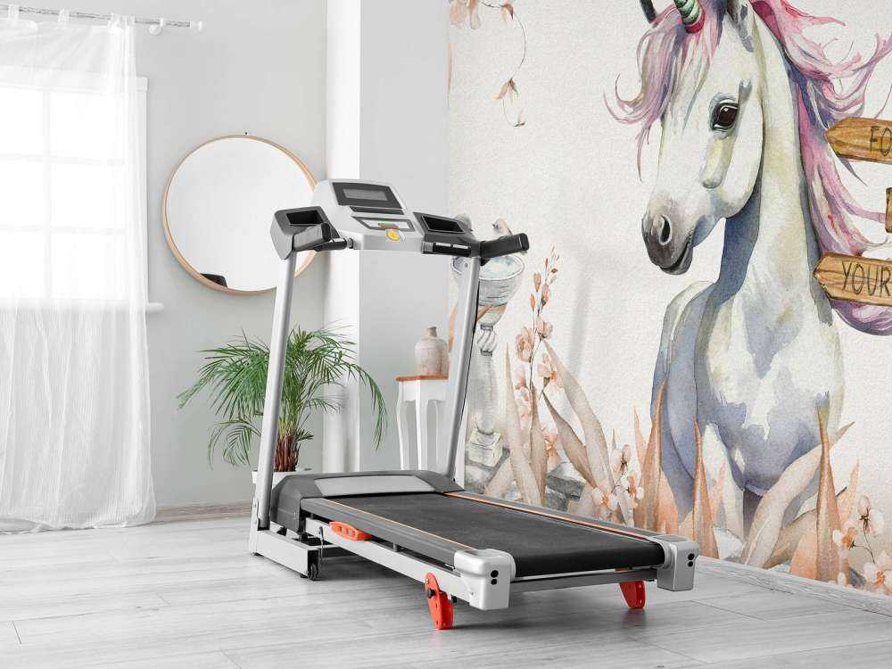 Enhjørningbaby med planter i taupe