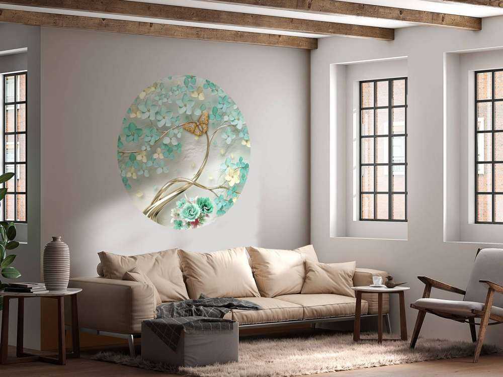 Gyllene fantasiträd med gröna blommor