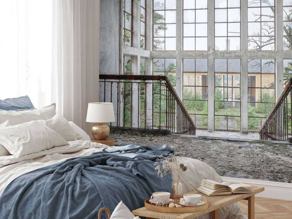 Trappor i övergiven byggnad