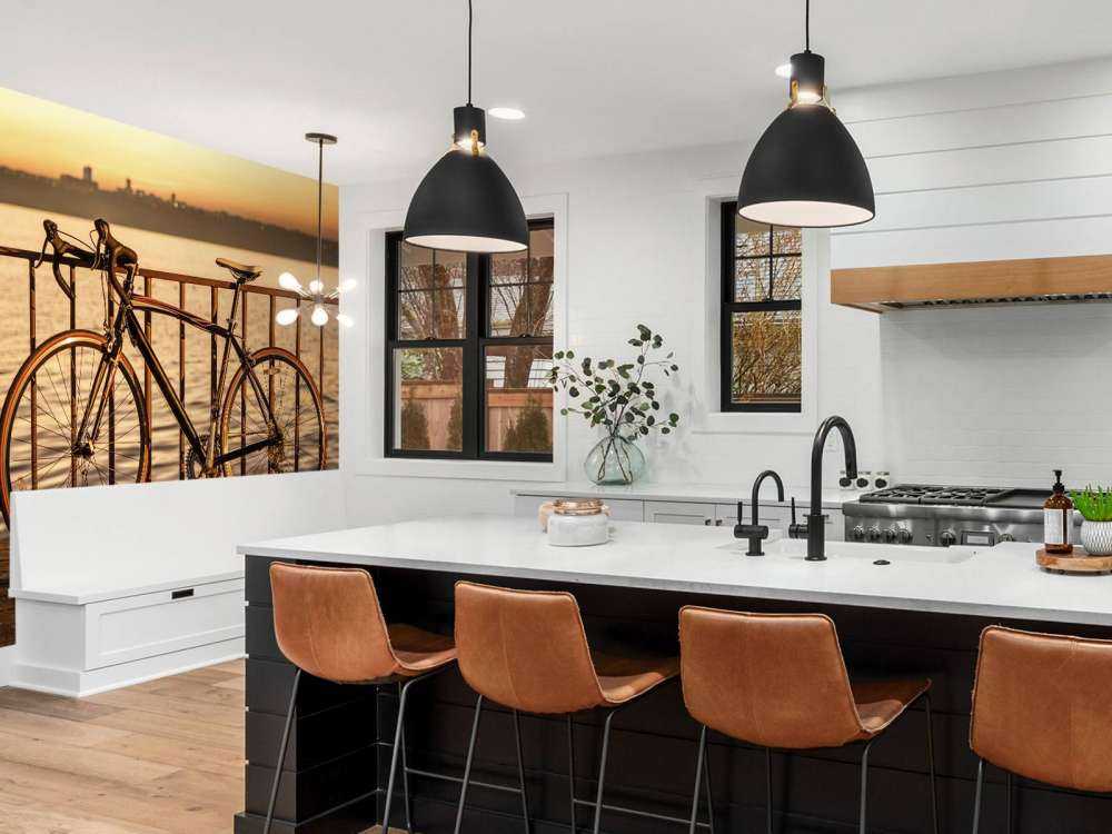 Racercykel vid vattnet