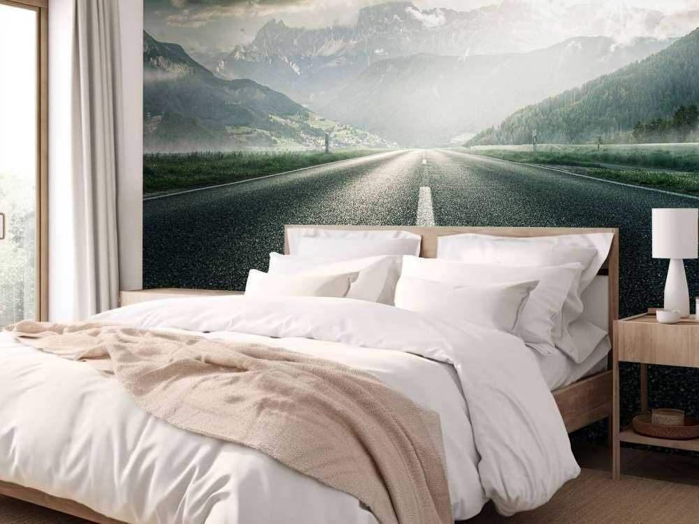 Vej i bjergrigt landskab