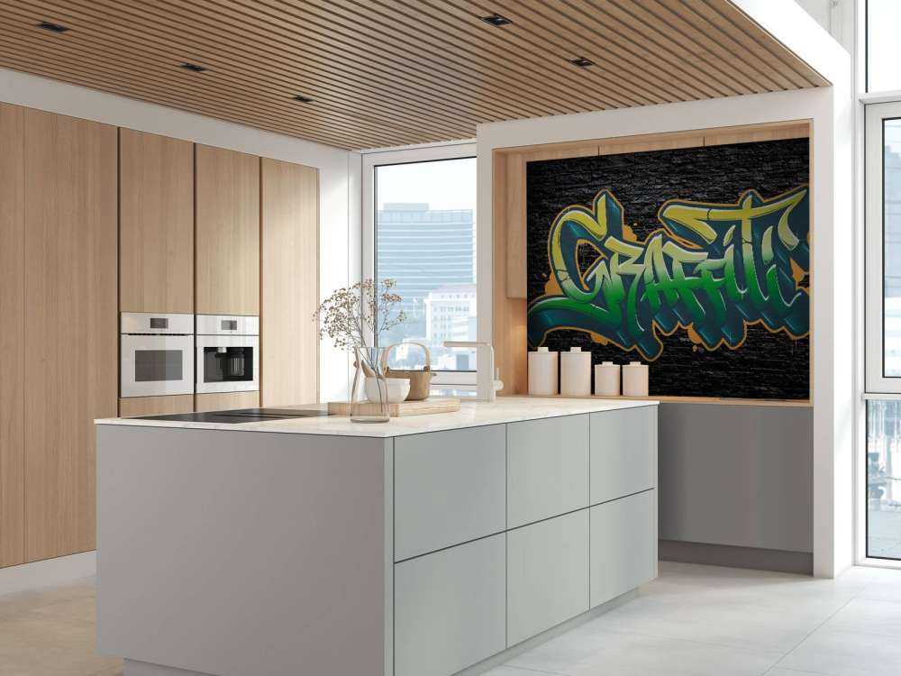 Graffiti på vegg av svarte steiner