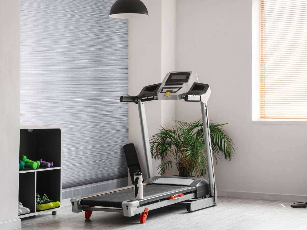 Metallplate i børstet aluminium