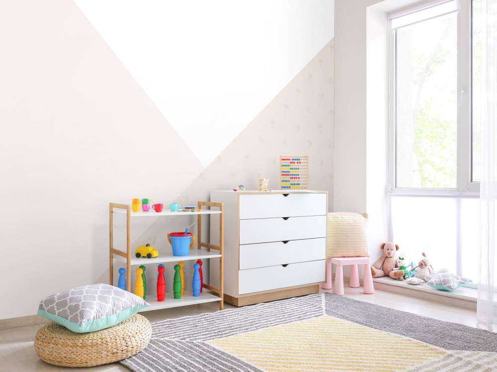 Rosa trekanter med palmer