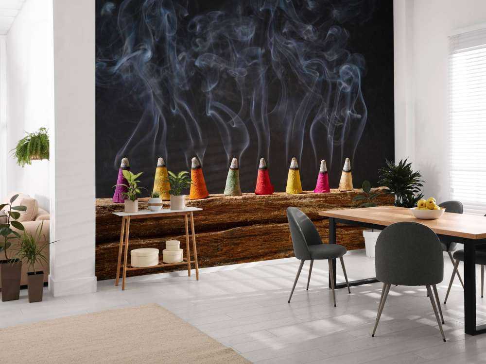 Farvede røgelsespinde