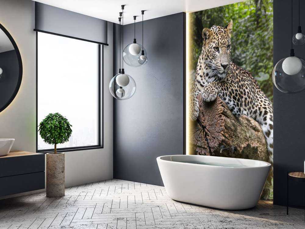 Leopard på träd