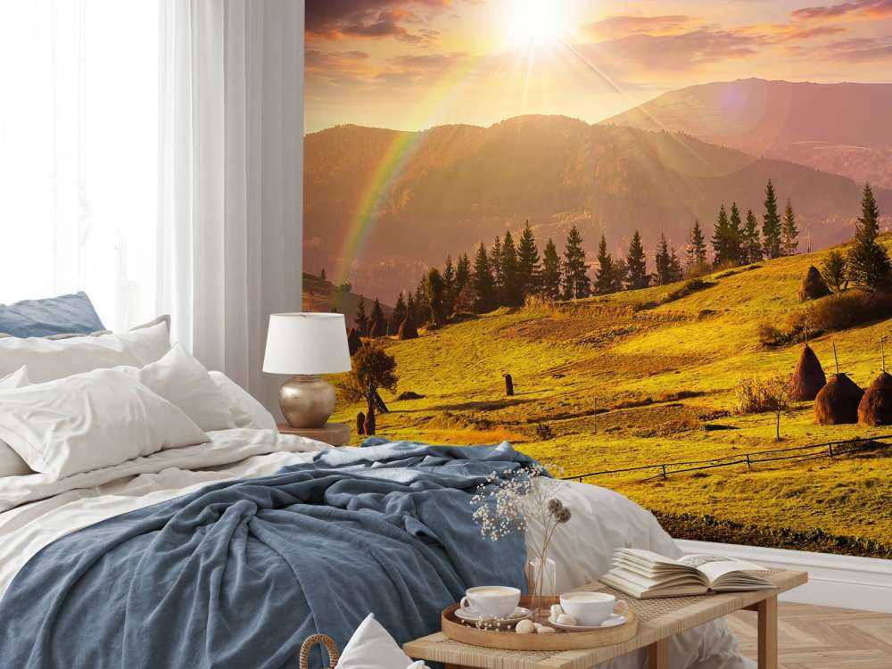 Höstackar i bergslandskap