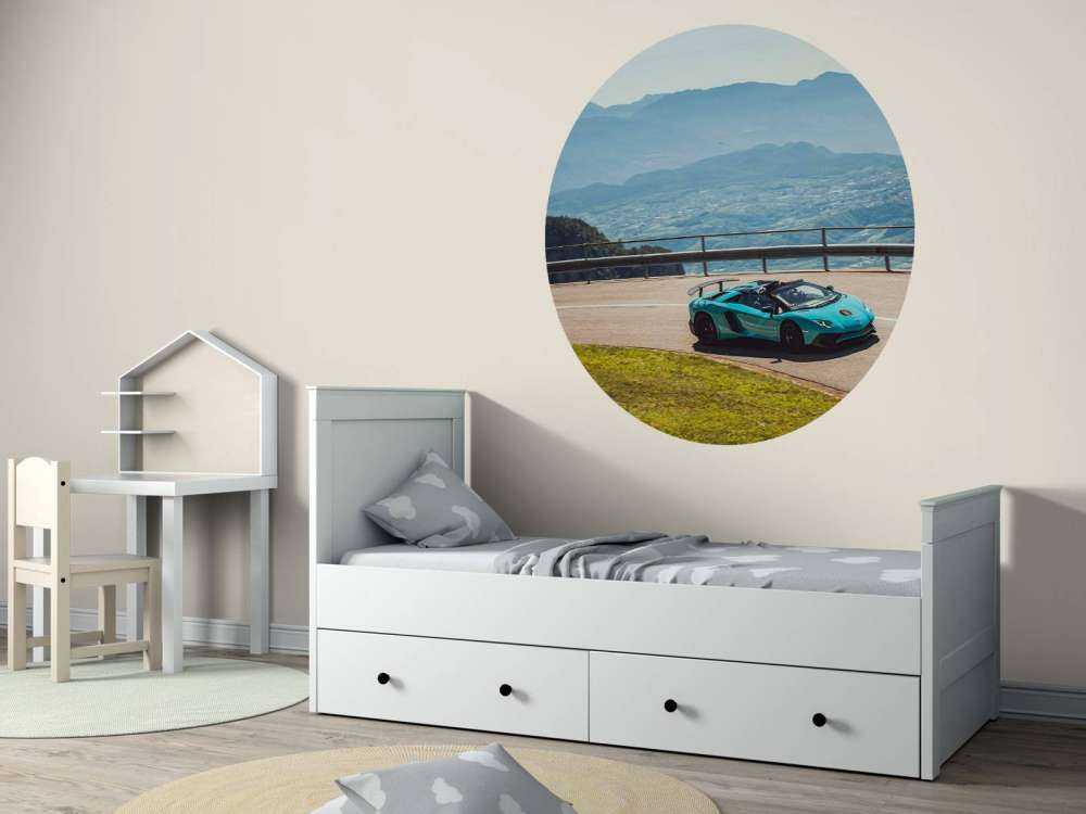 Alpenritt med luksus sportsbil