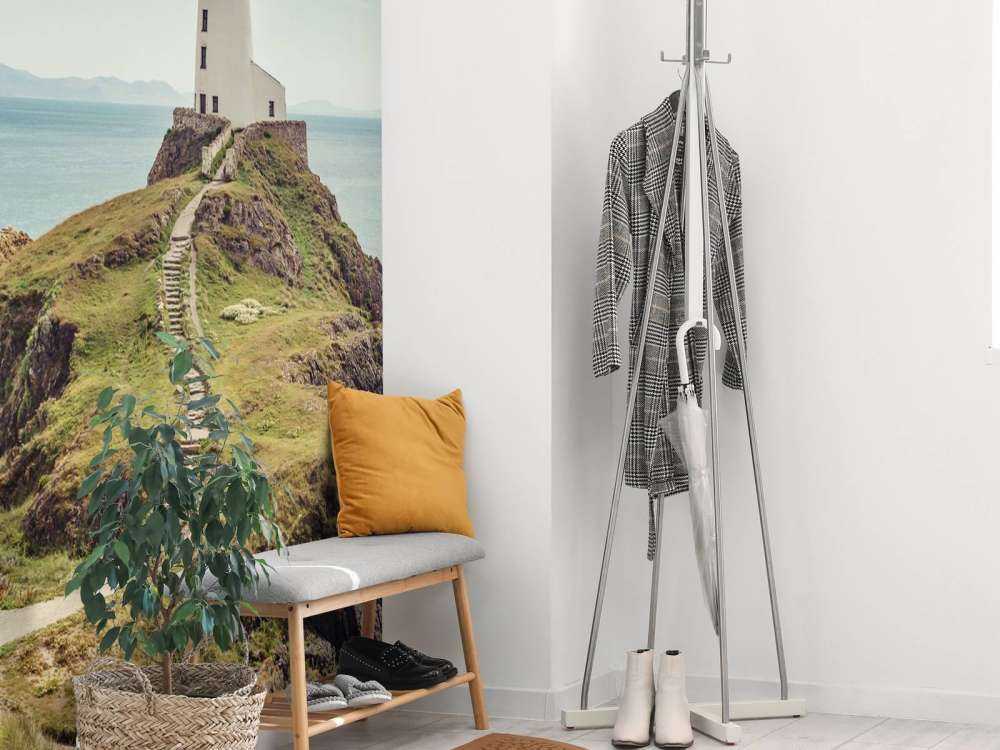 Fyr på et steinete feriested