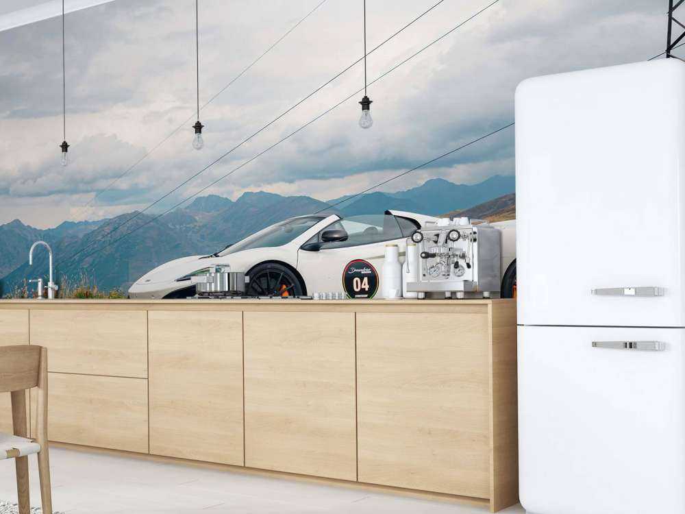 McLaren 675LT Spider Bergpanorama